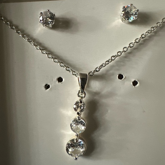 Mixit Jewelry - Mixit Silver Necklace and Earring Set